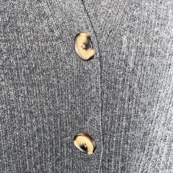 Wool blend short cardigan, size L, charcoal blend in colour - Picture 4 of 6